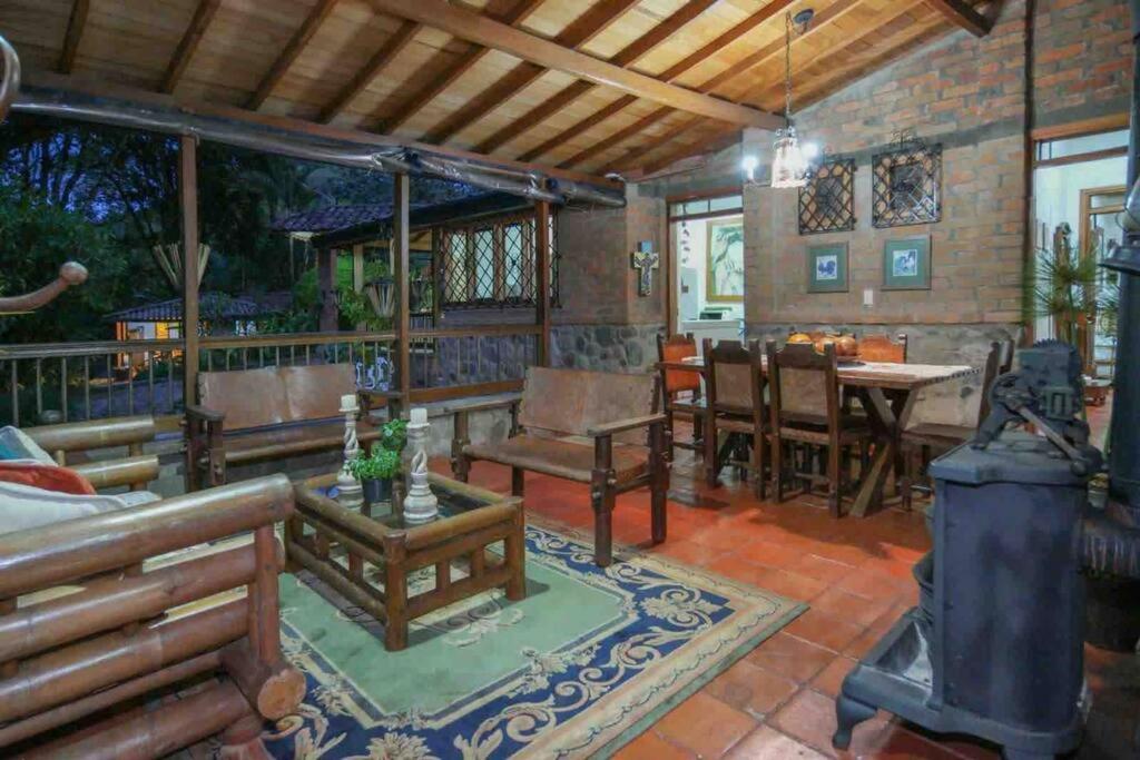Finca Punta De Piedra Salento, Quindio Villa Luaran gambar