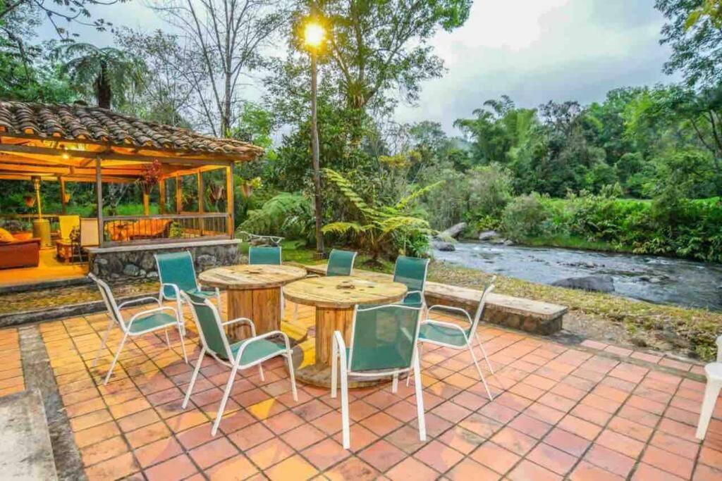 Finca Punta De Piedra Salento, Quindio Villa Luaran gambar