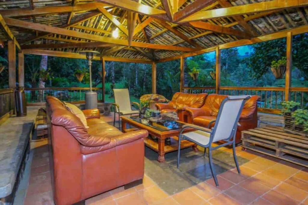 Finca Punta De Piedra Salento, Quindio Villa Luaran gambar
